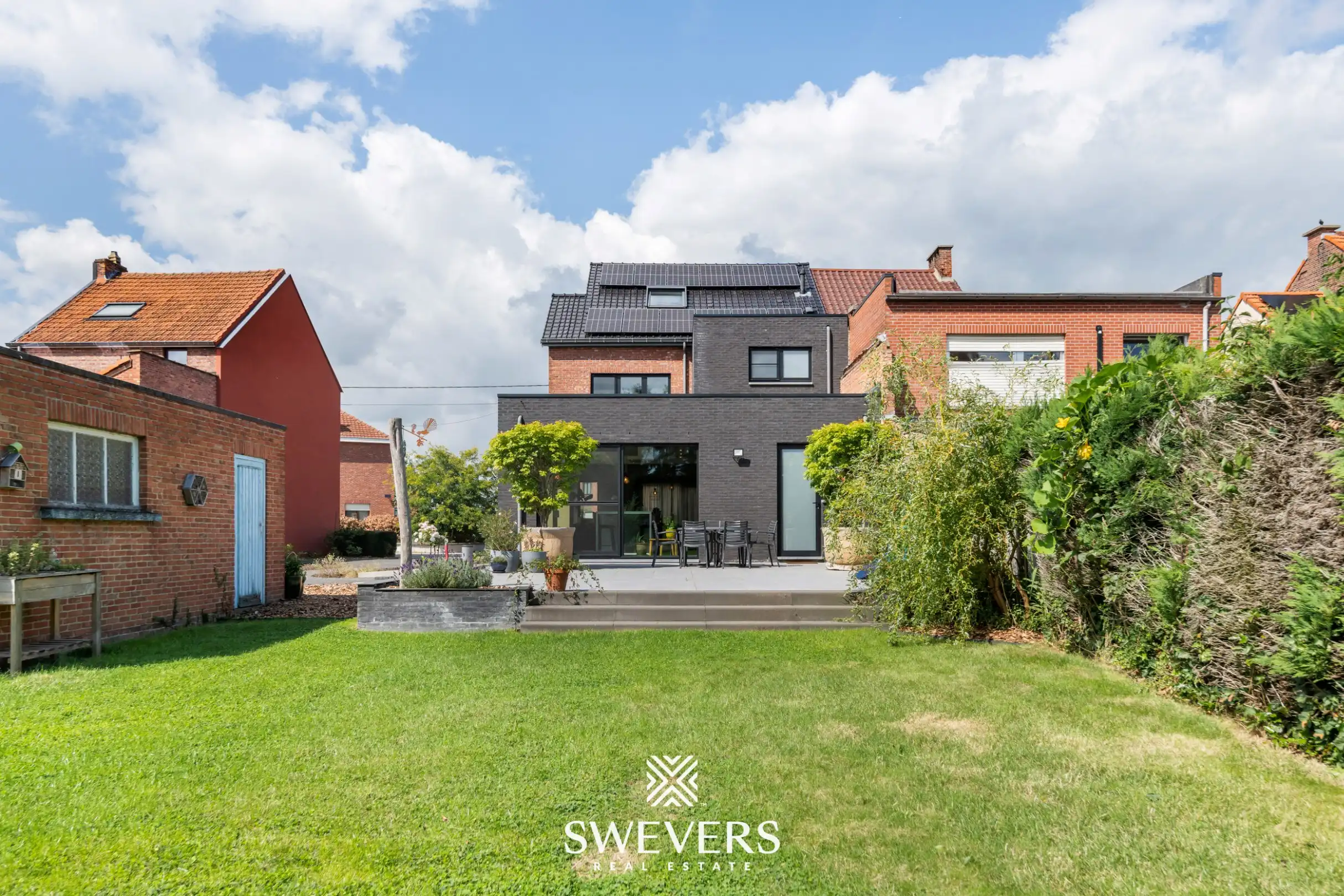Ruime gerenoveerde woning op topligging foto 34