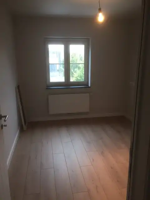 Vrijstaande woning te huur met 3 slaapkamers. foto 16