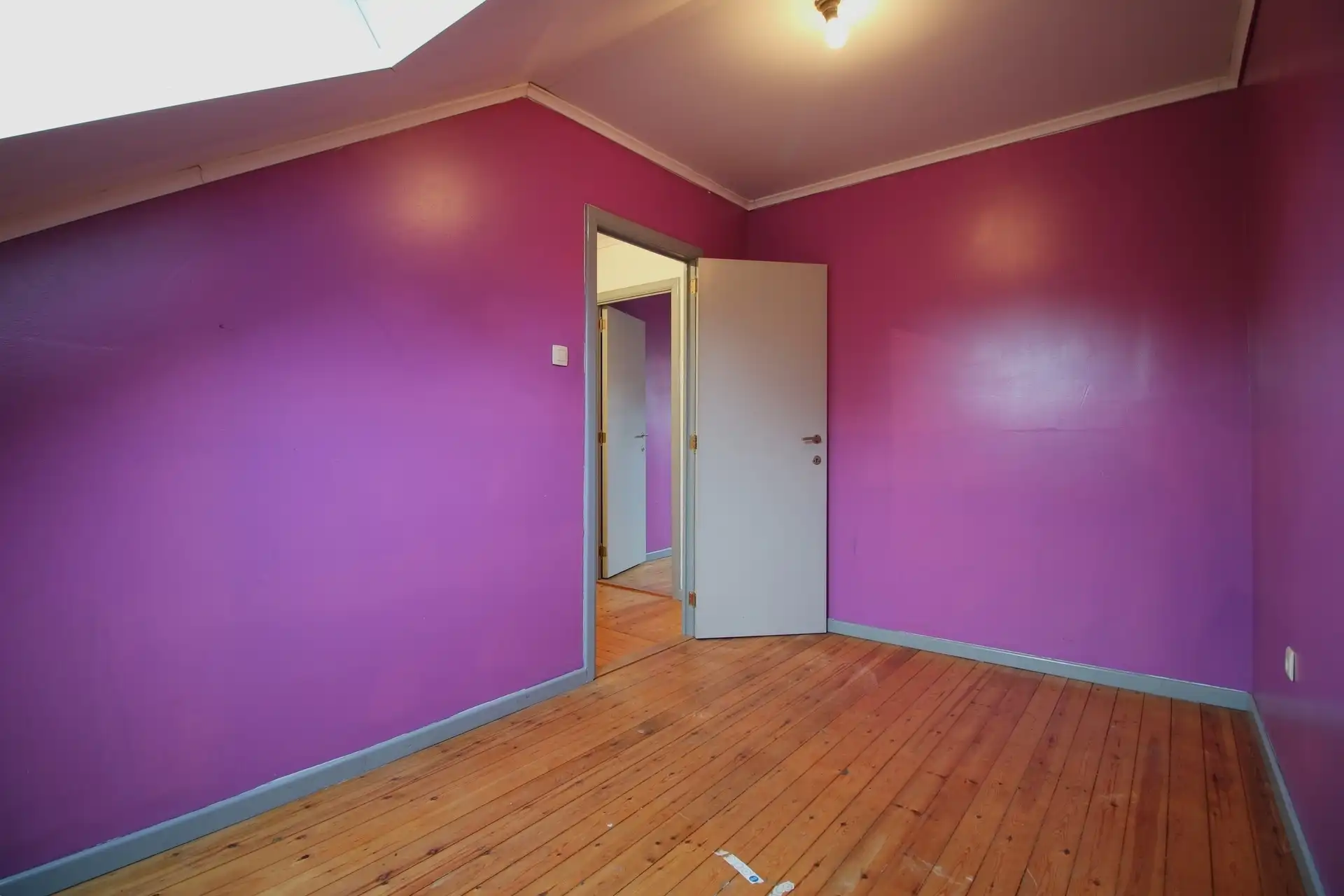 Te renoveren woning met 4 slaapkamers foto 23