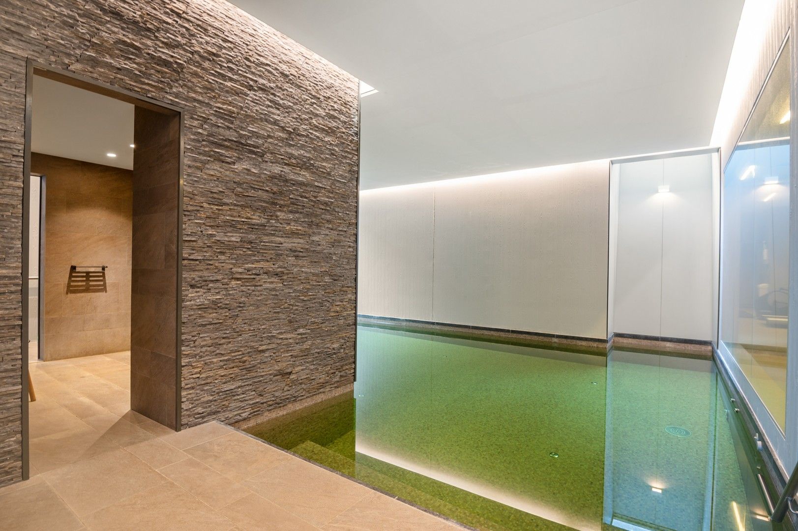Exclusief en royaal appartement met wellness in Berckendael foto 26