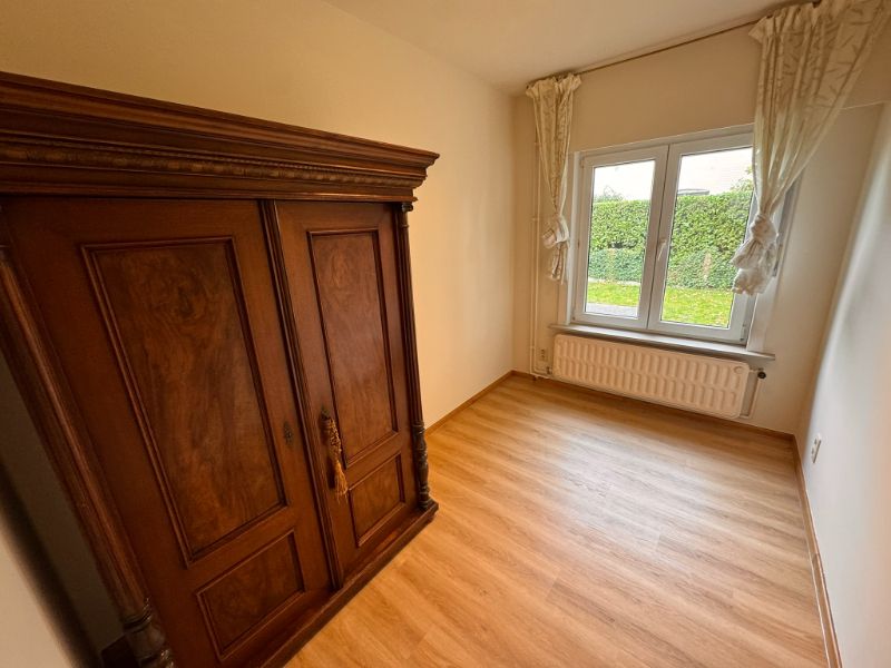 --- NIEUW --- Bungalow met inpandige garage en tuin in De Pinte! foto 12