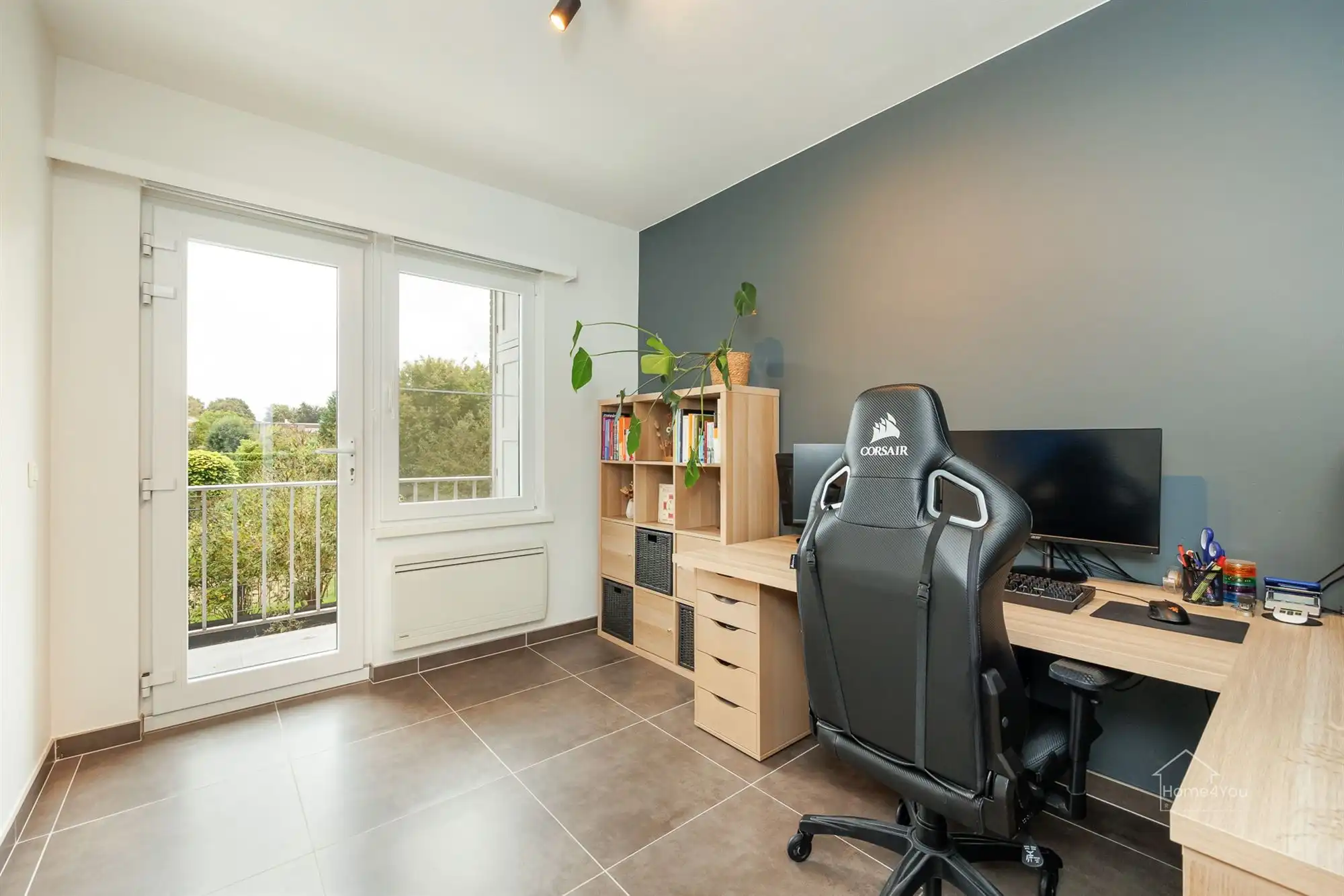Instapklaar 2 Slaapkamer App + Garage foto 17