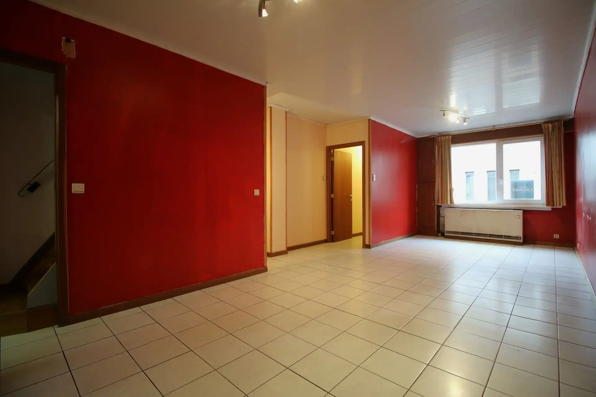 Te renoveren woning met 4 slaapkamers foto 4