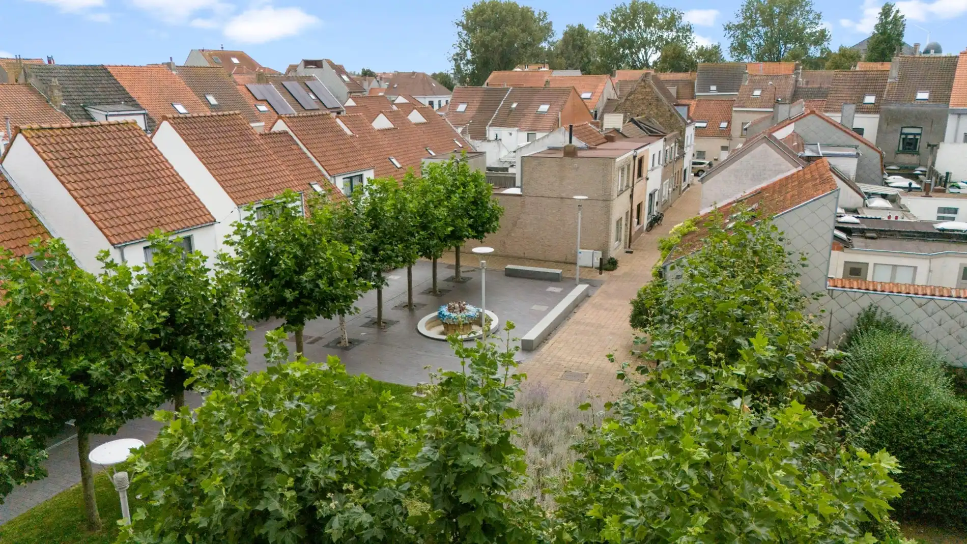 Twee te renoveren/slopen woningen in het hart van Heist – ideaal voor project of herontwikkeling foto 5