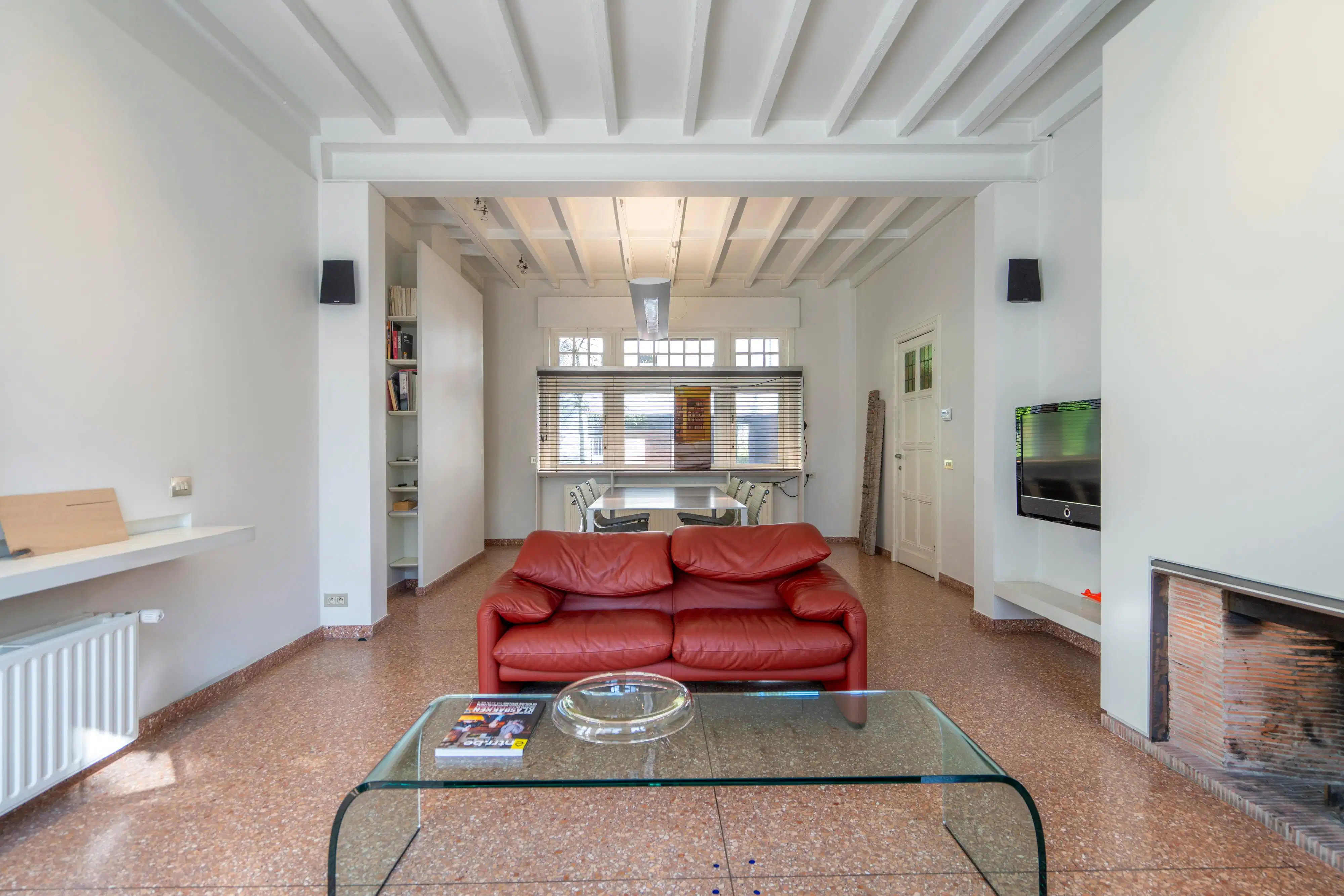 Karaktervolle burgerwoning op toplocatie in groene omgeving foto 3