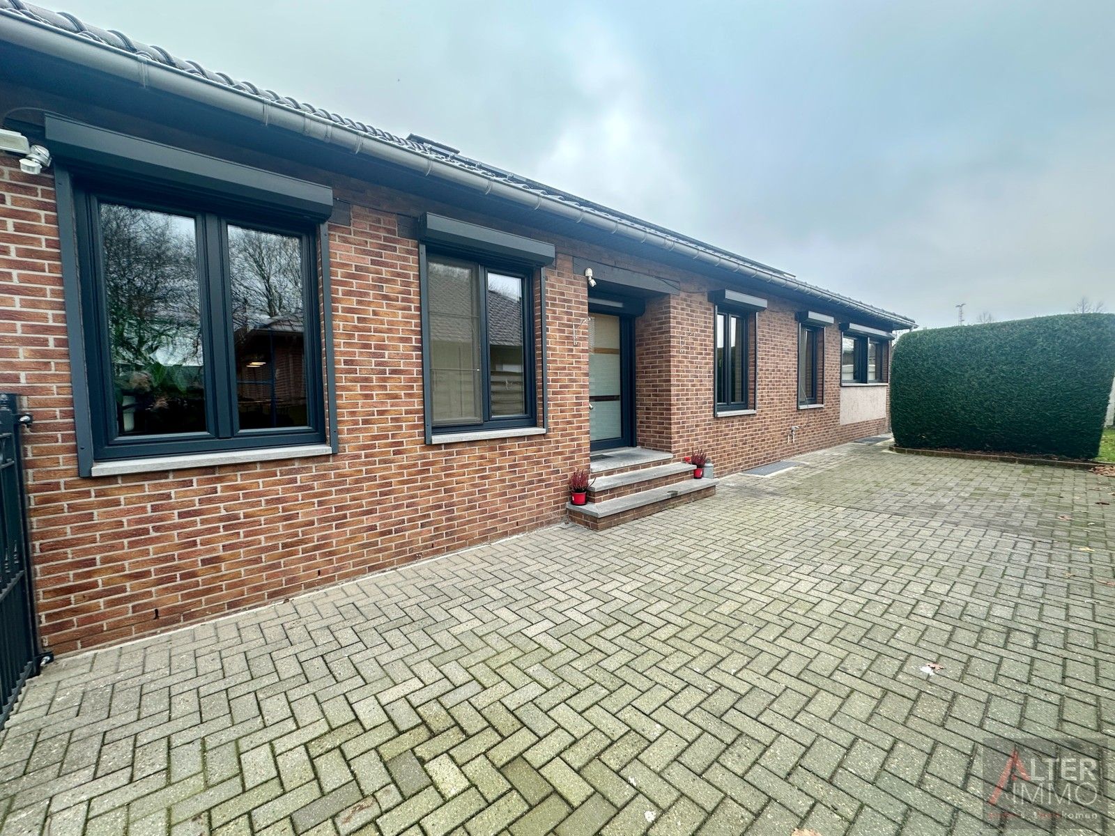 Instapklare woning, 3/4 slpks, ruime zolder en royale garage! foto 45