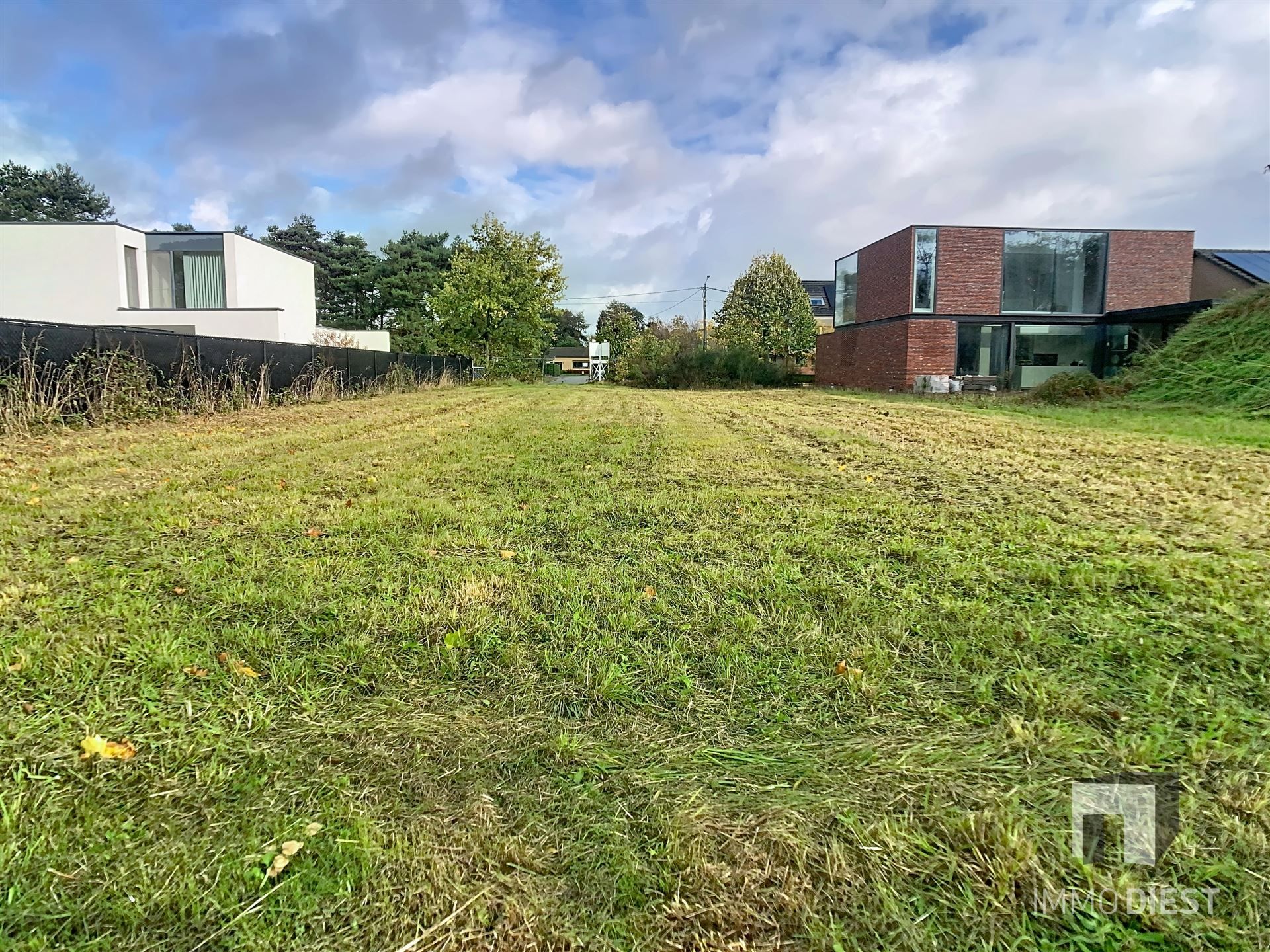 Bouwgrond in het groen met perfecte oriëntatie foto 38