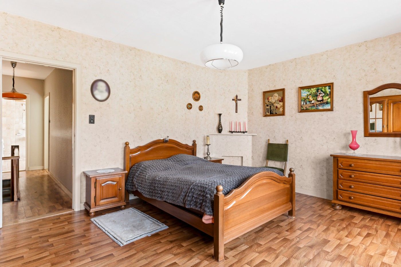 Te renoveren woning met 2 slpk. en tuin foto 18