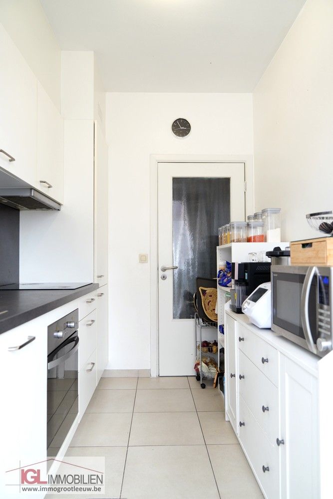 Gerenoveerd appartement met terras en EPC B in het centrum van Ruisbroek foto 6