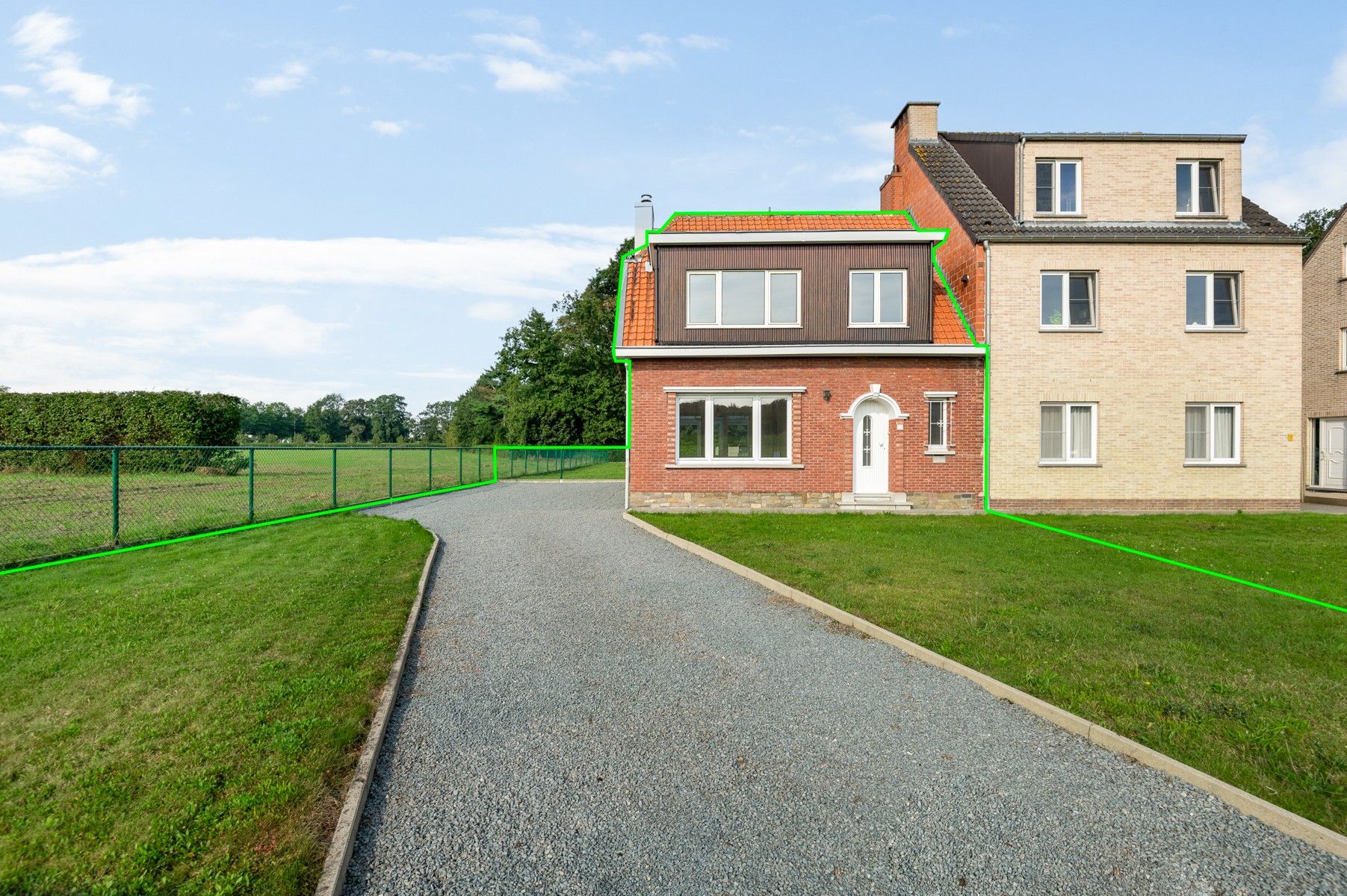 Woning met drie slaapkamers en prachtig uitzicht foto 3