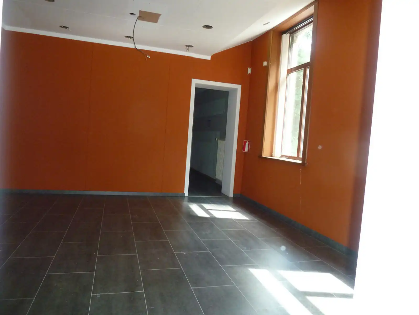 Commerciële ruimte te huur foto 7