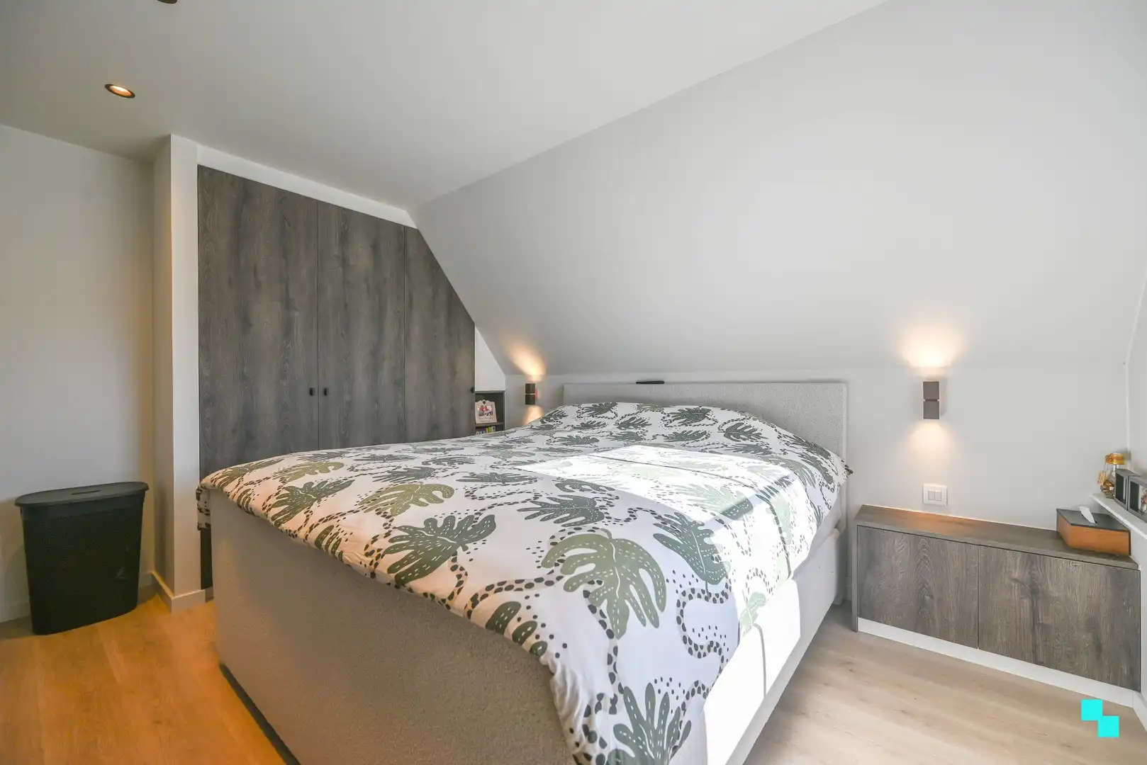 Gerenoveerde, veelzijdige woning in Anzegem foto 18