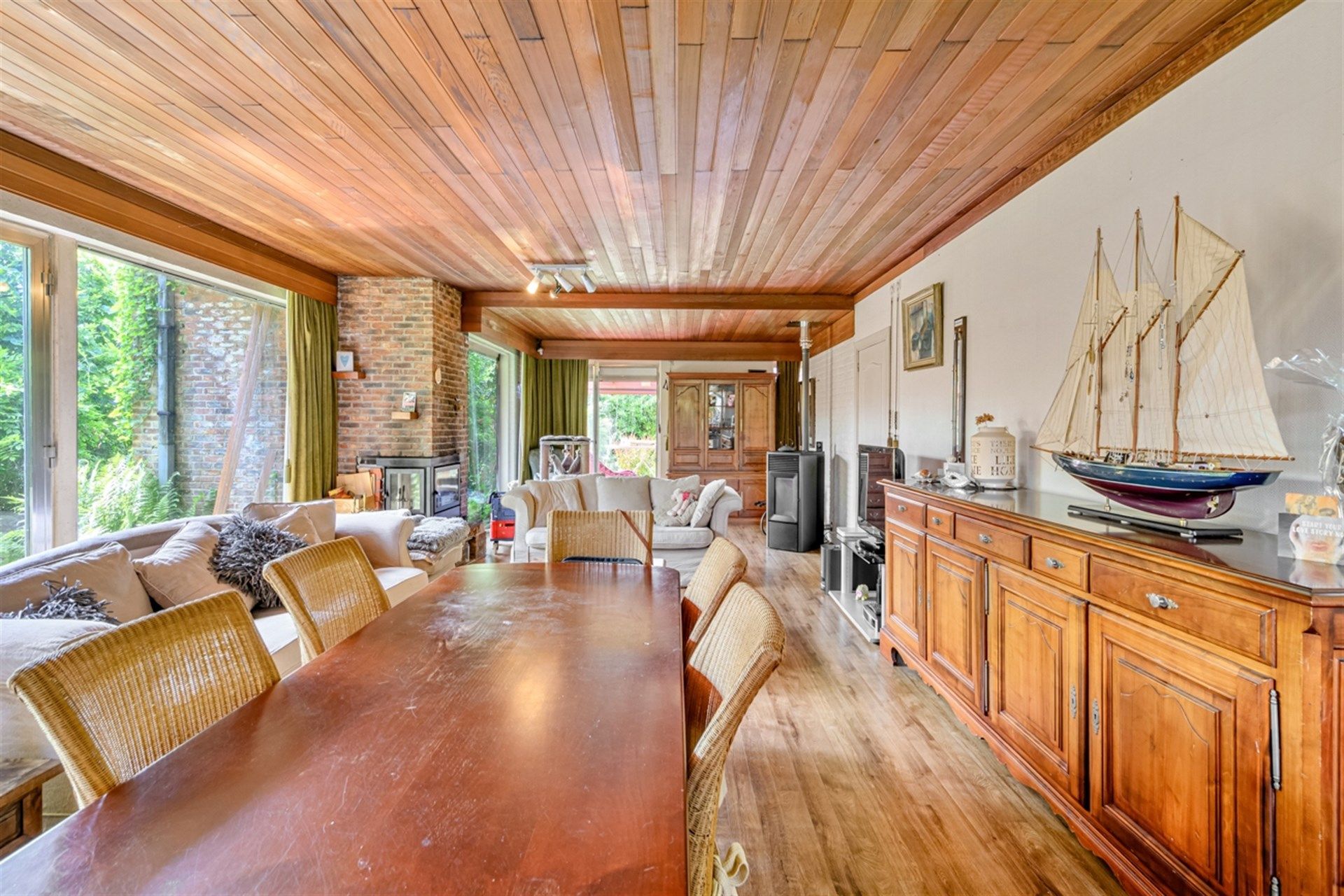 Te renoveren woning met veel potentieel op perceel van 1443m² foto 13
