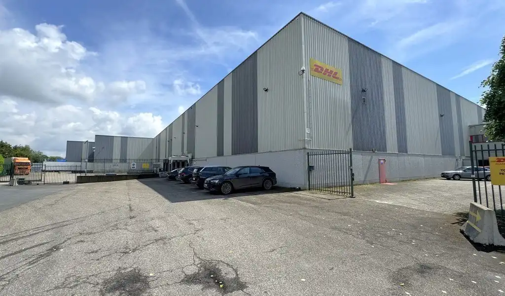 Logisiteke loods te huur in industriezone Mechelen-Noord foto 14