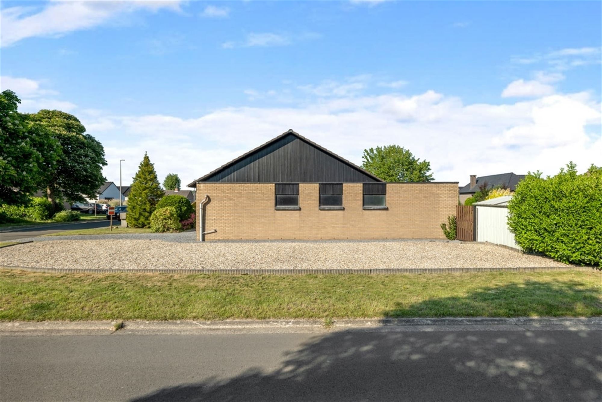 GELIJKVLOERSE OPEN BEBOUWING OP EEN KNAP PERCEEL IN SINT-TRUIDEN  foto 6