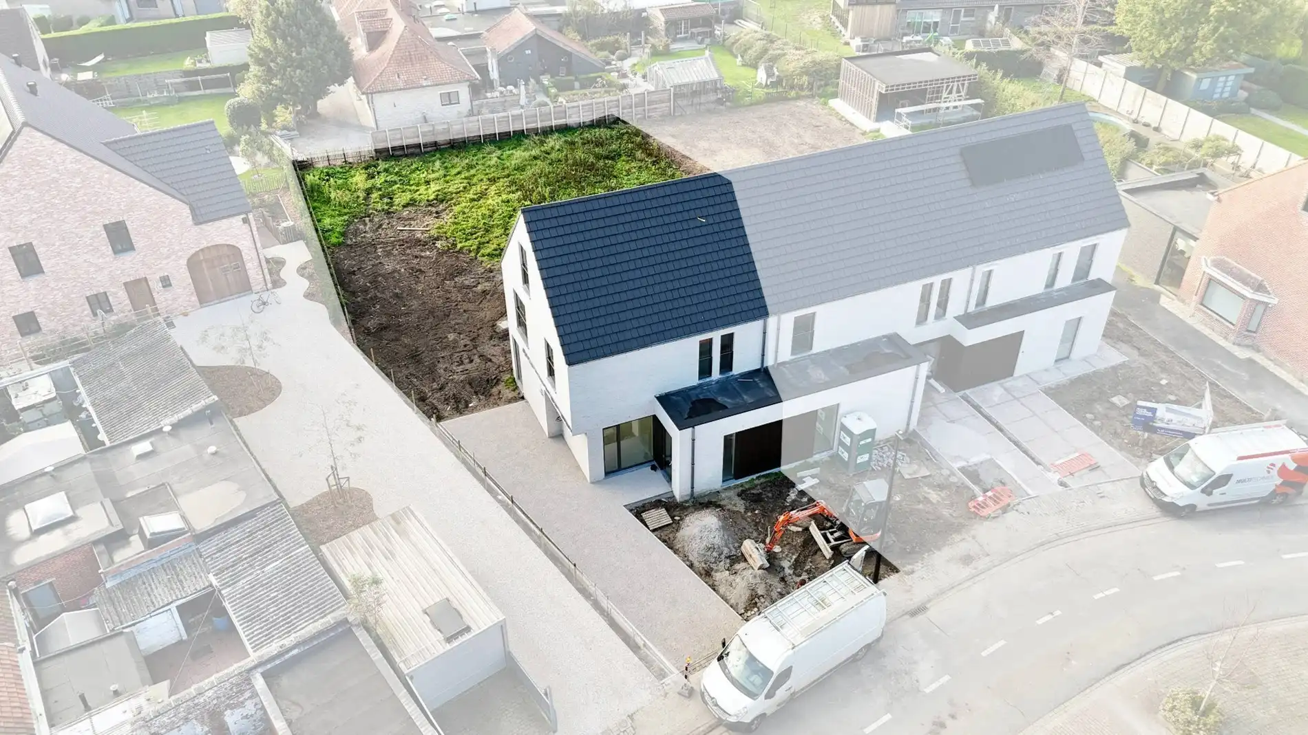 Nieuwbouwwoning E-peil 5 met terras en grote aangelegde tuin, gelegen in het woonproject Lijstergalm in Kuurne. foto 21