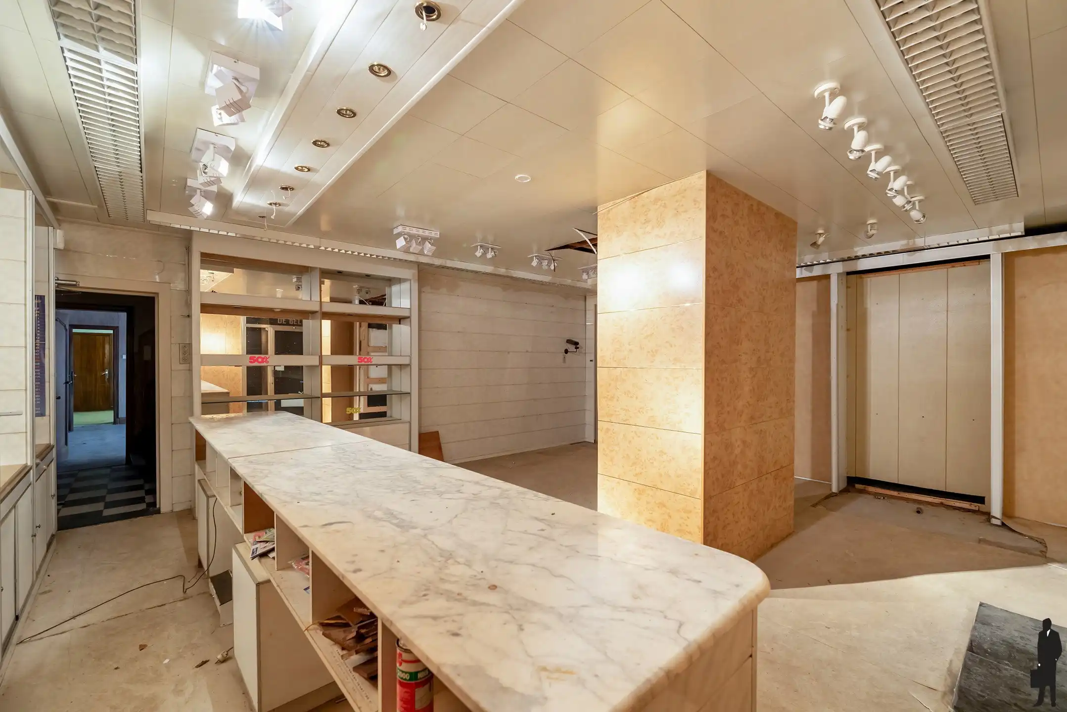 Uniek pand (472m²) met opties voor renovatie of nieuwbouw! foto 2