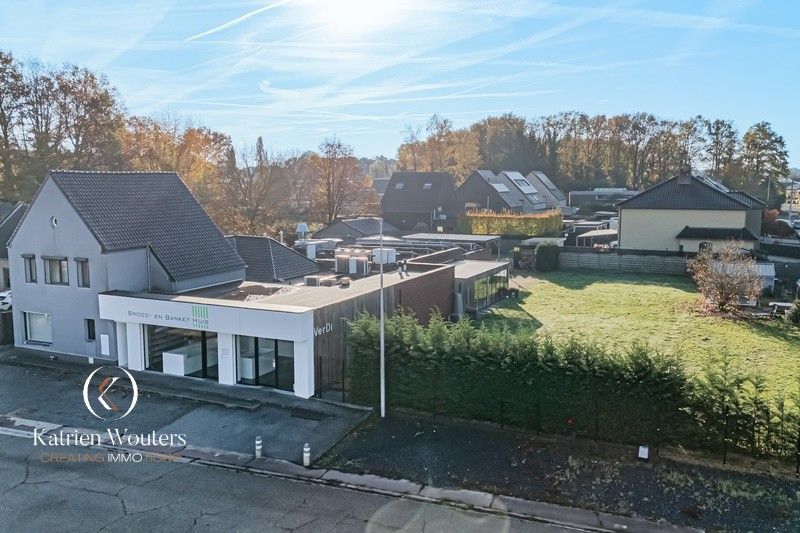 Gebouw voor gemengd gebruik met veel potentieel foto 40
