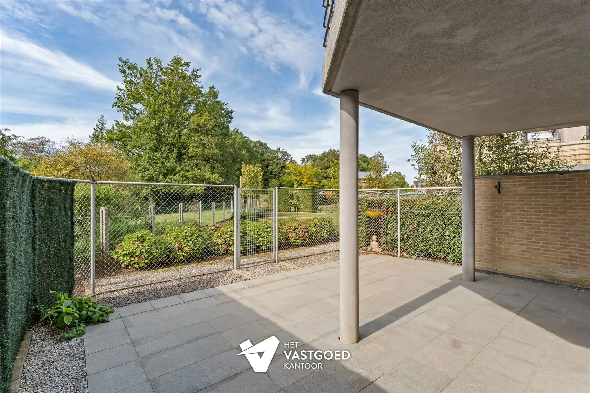 RUIM 2 SLAAPKAMER APPARTEMENT MET ZICHT OVER DE GEMEENSCHAPPELIJKE TUIN foto 4