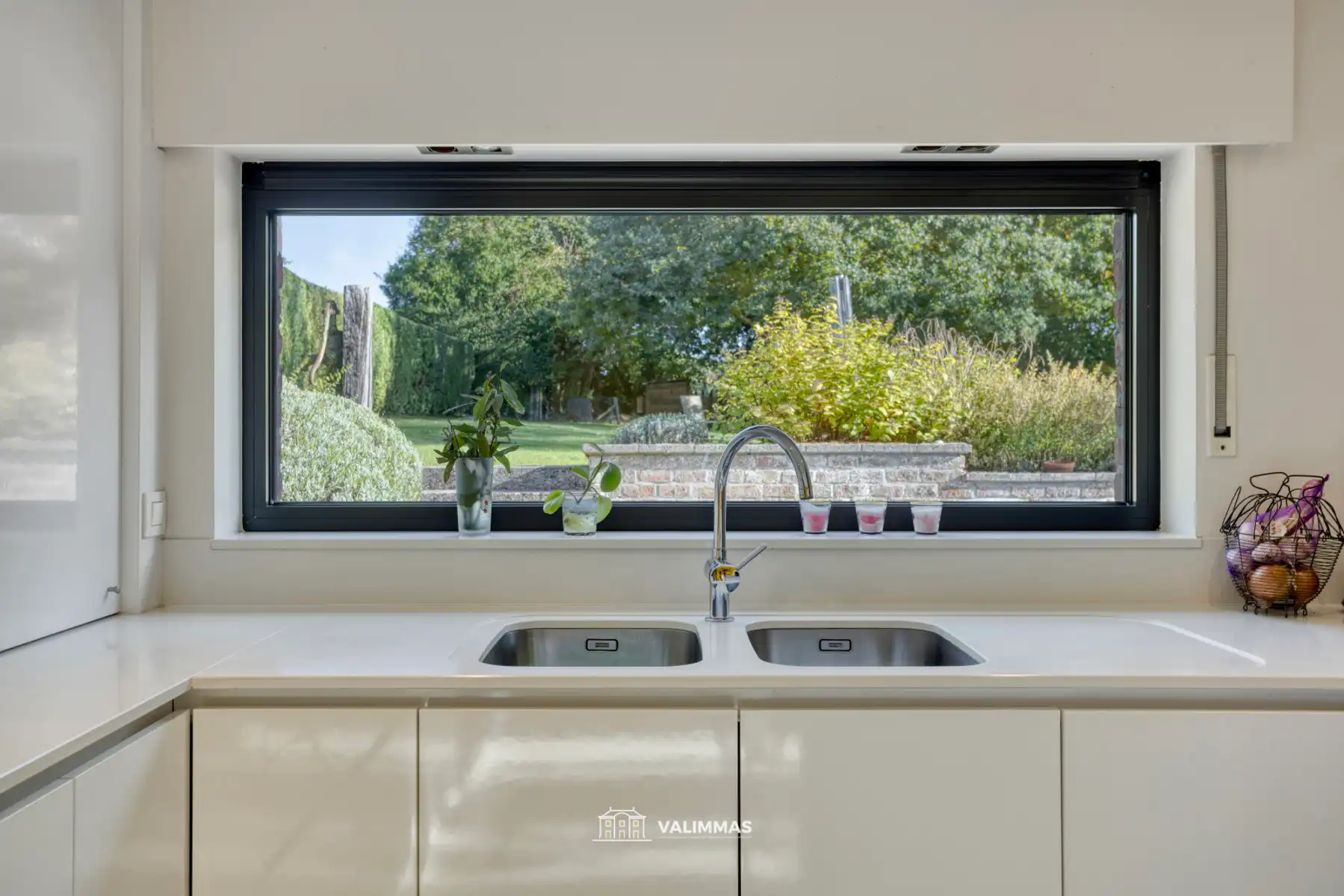 Uniek gelegen woning OB met ruime garage & prachtige tuin... foto 16