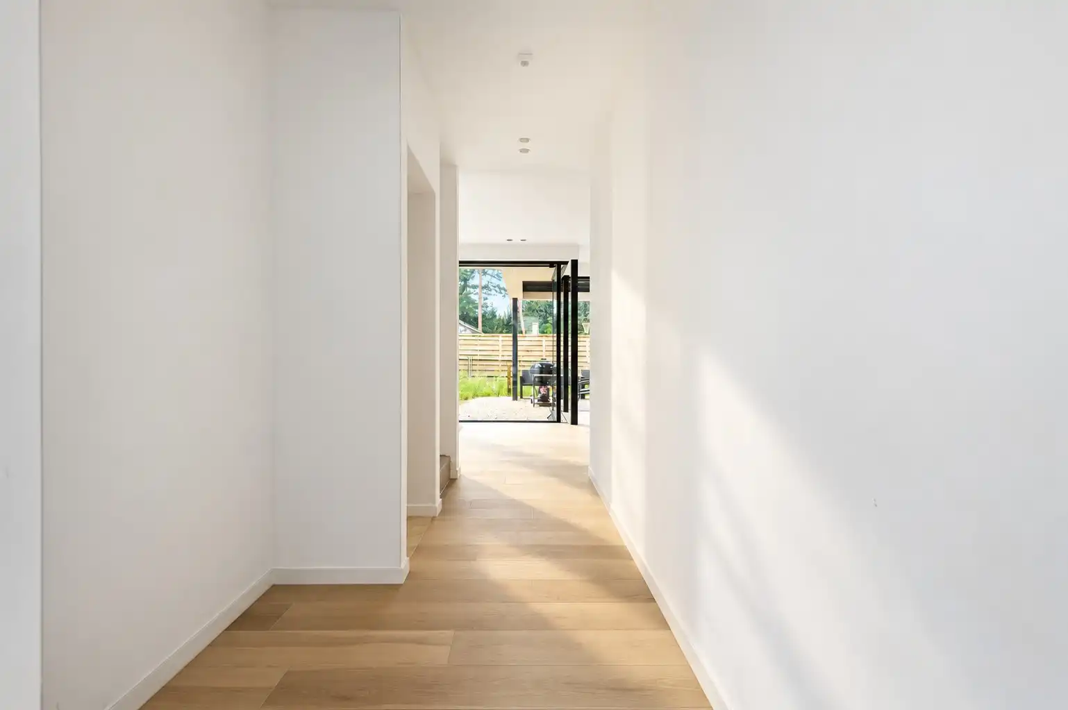 Unieke BEN-nieuwbouwvilla met zuidoriëntatie foto 10