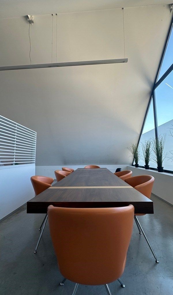 Instapklaar kantoor met terras te huur in Sint-Martens-Latem foto 14