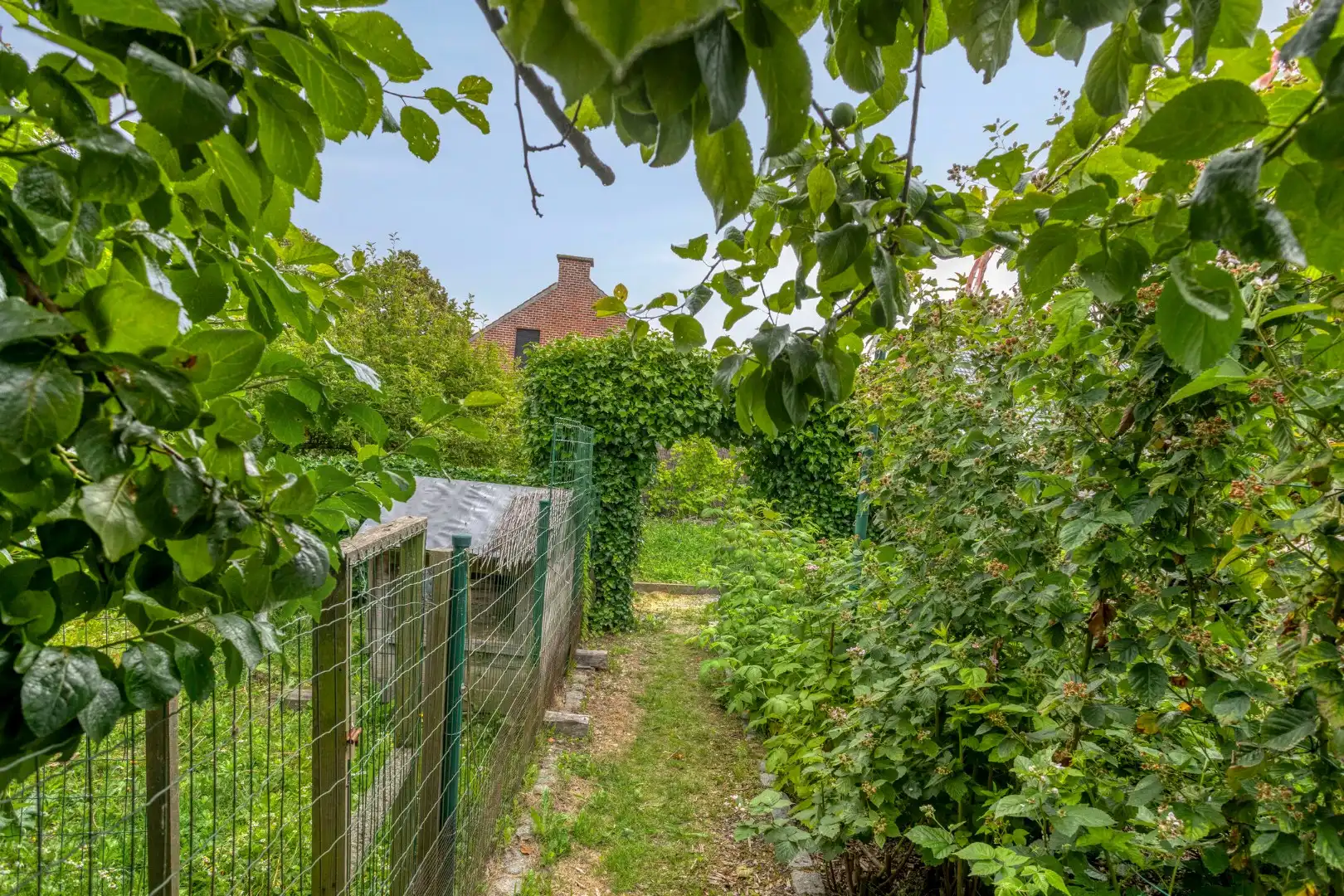 Prachtige, uiterst verzorgde villa met oogverblindende tuin op 903 m2! foto 23