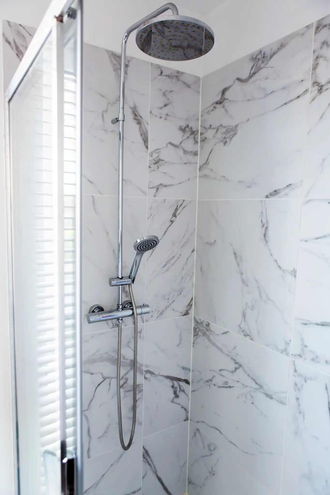 Lichtrijk 2-slaapkamerappartement foto 9