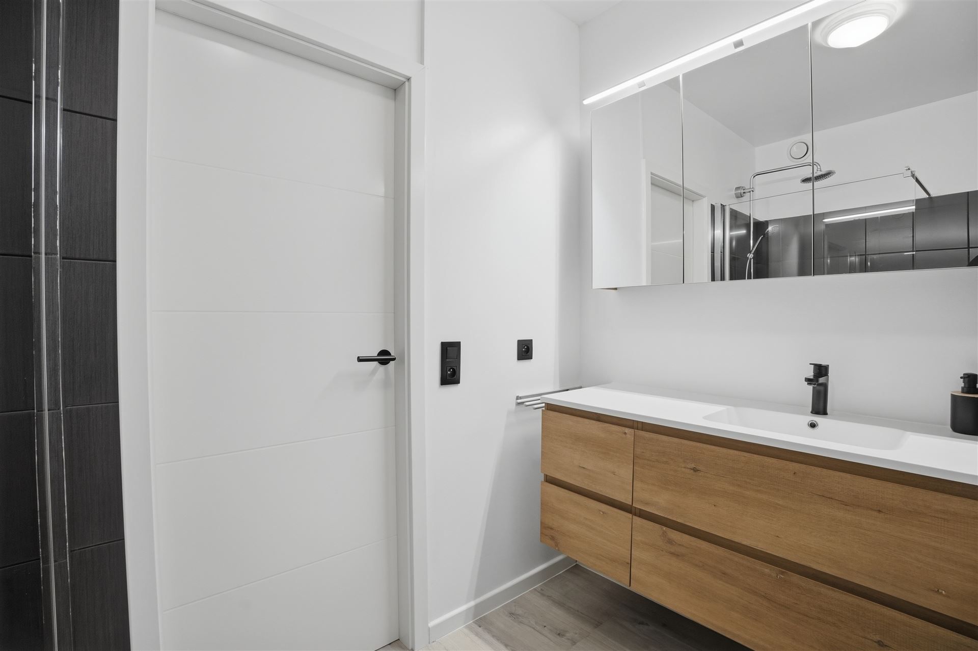 WIJDS ZEEZICHT / INSTAPKLAAR  foto 30