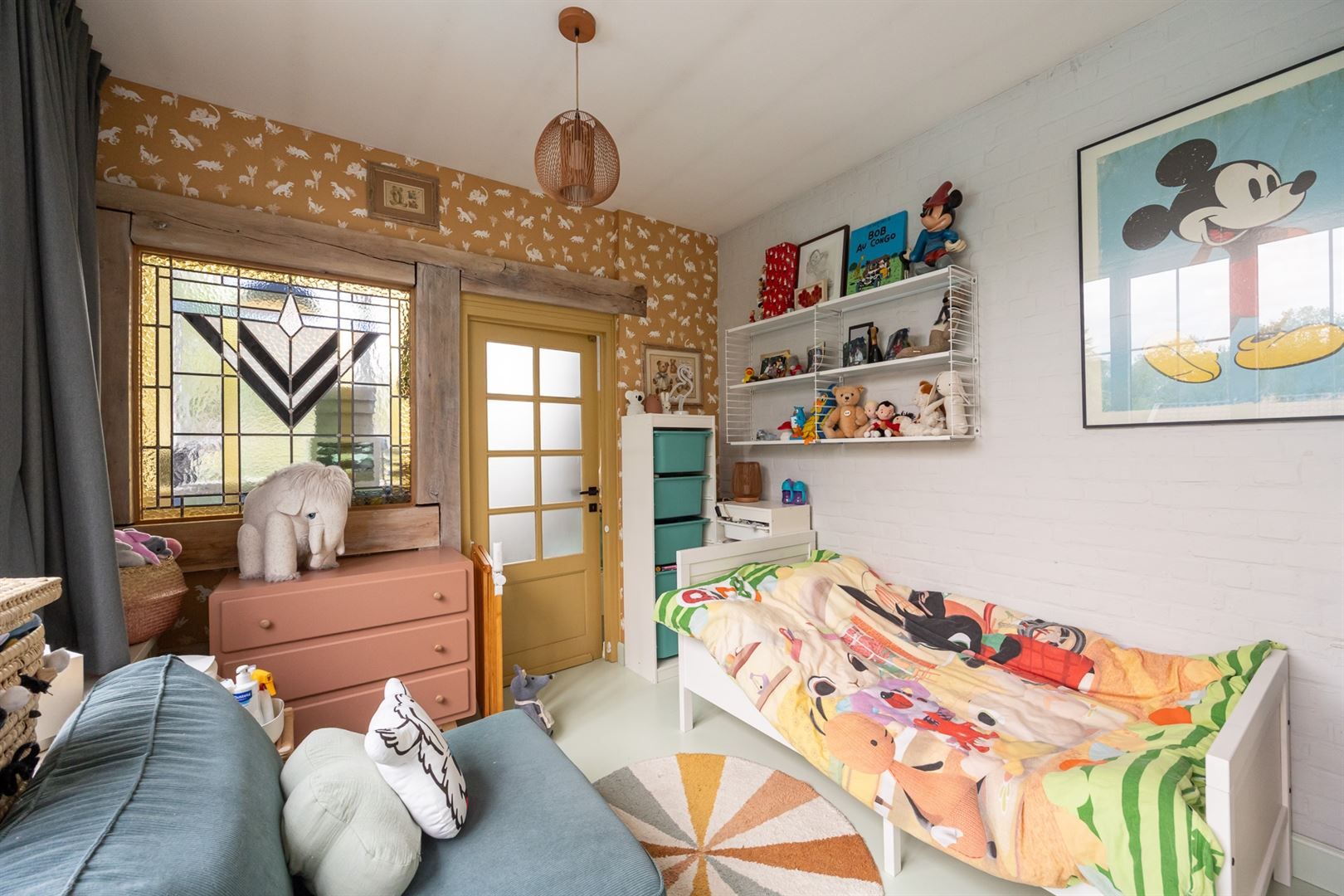 Een luxueus ingerichte woning met 7 slaapkamers en zwembad. foto 31