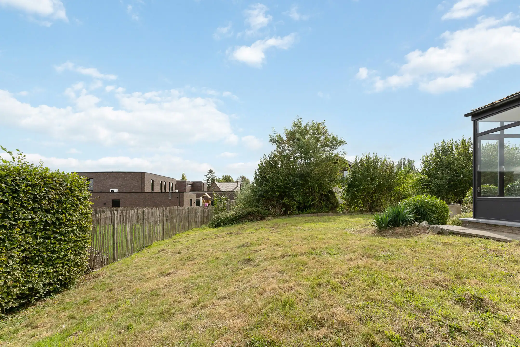 Recent gerenoveerde 4-gevelwoning te Riemst foto 24