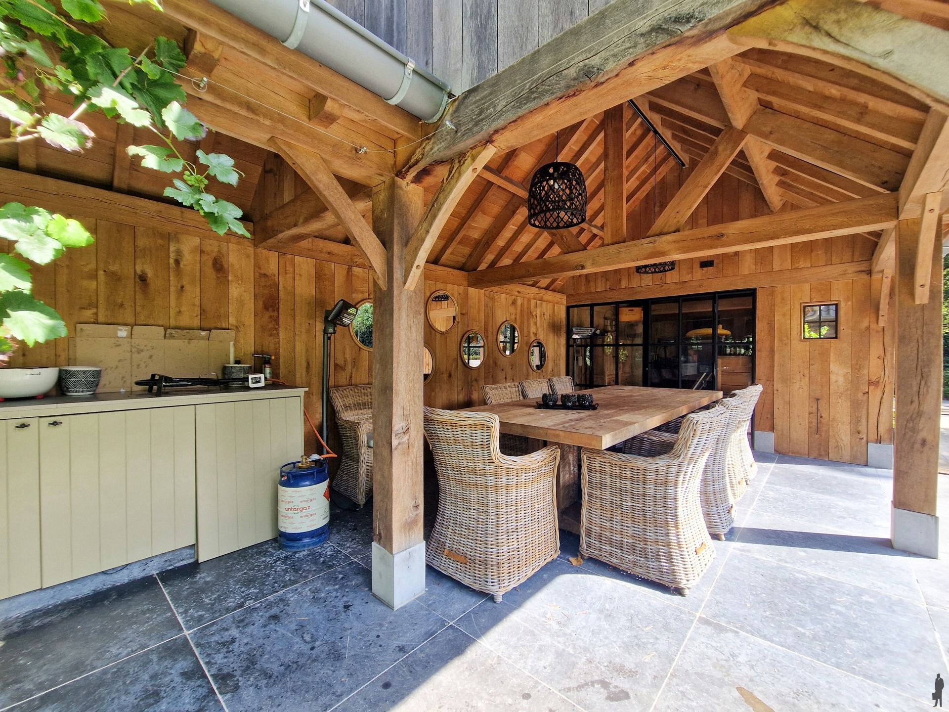 Villa met prachtige tuin, zwembad en poolhouse! foto 30
