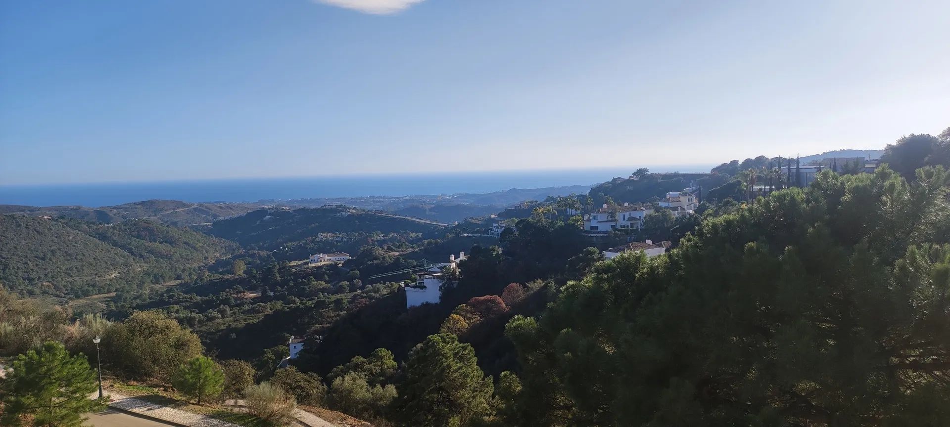 Tijdloze elegantie aan de Costa del Sol: villa met privacy, natuur en panoramisch zicht foto 8