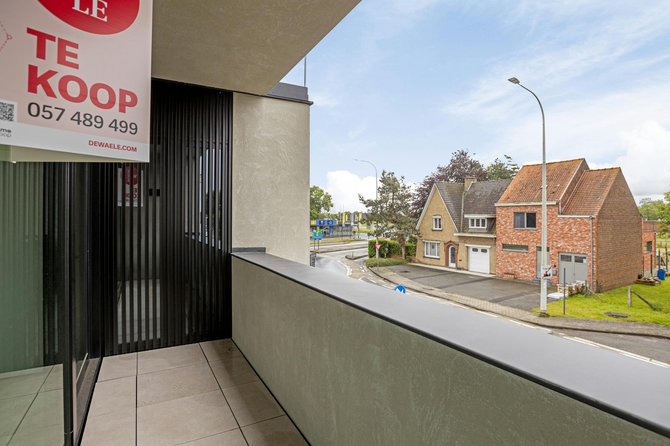 Nieuw instapklaar appartement te koop in Poperinge op centrale ligging foto 13