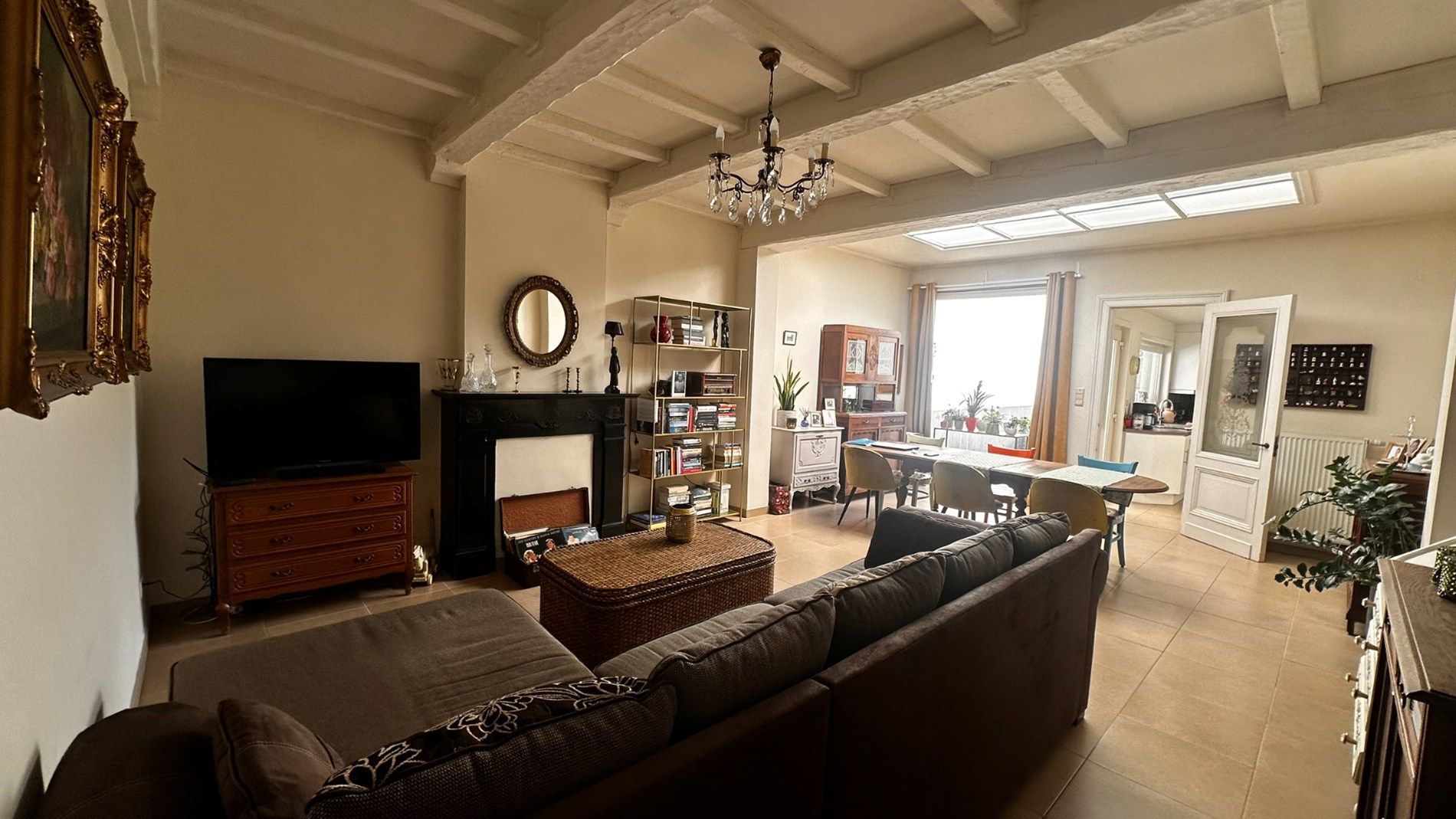 Ruime woning met tuin in centrum Lokeren foto 2