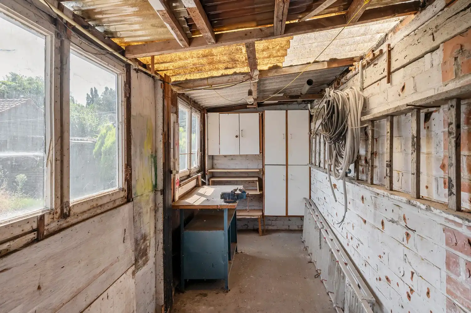 Te renoveren halfopen bebouwing op een perceel van 361 m². foto 30