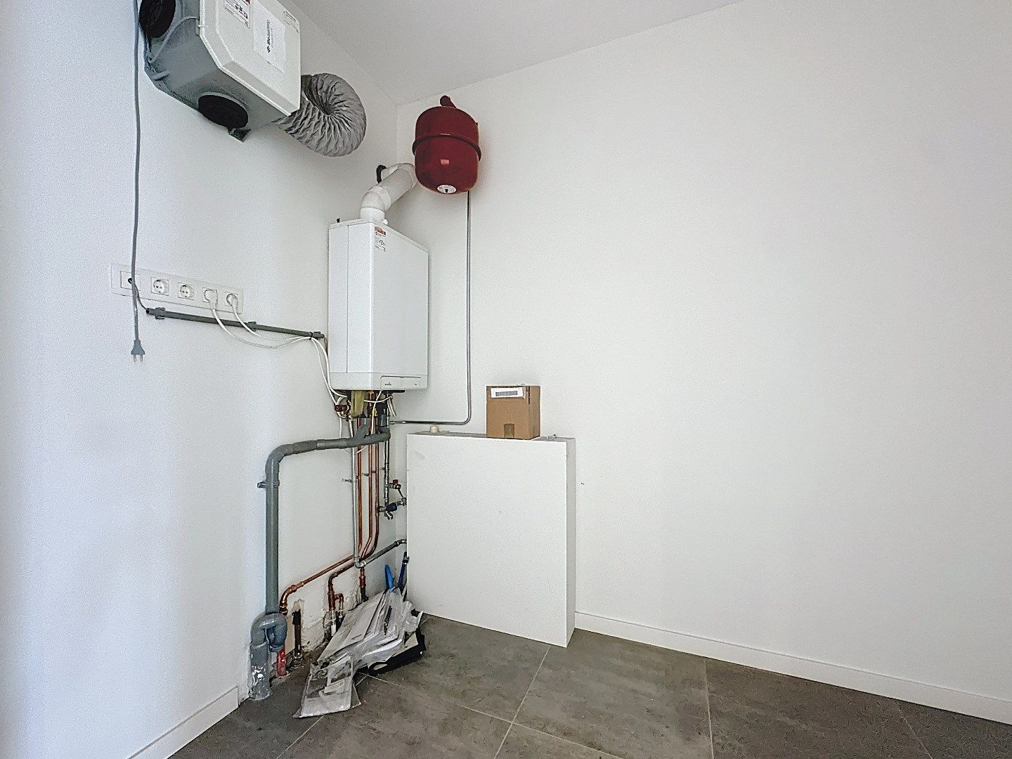 Instapklaar appartement met balkon en parkeerplaats in Aardenburg foto 27