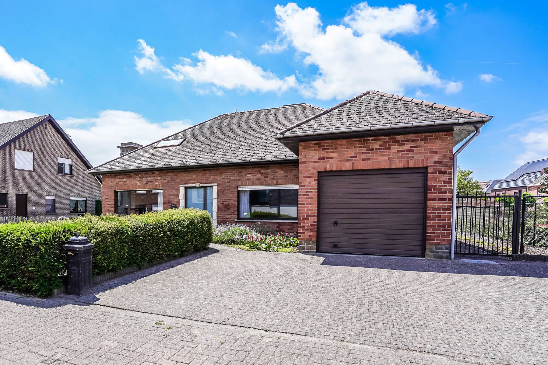 Rustig gelegen open bebouwing op een mooi perceel van 880m² te Kapelle-Op-Den-Bos foto 2