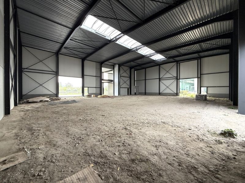 TOPLOCATIE – Unieke nieuwbouw bedrijfsunits met kantoor en magazijn foto 4