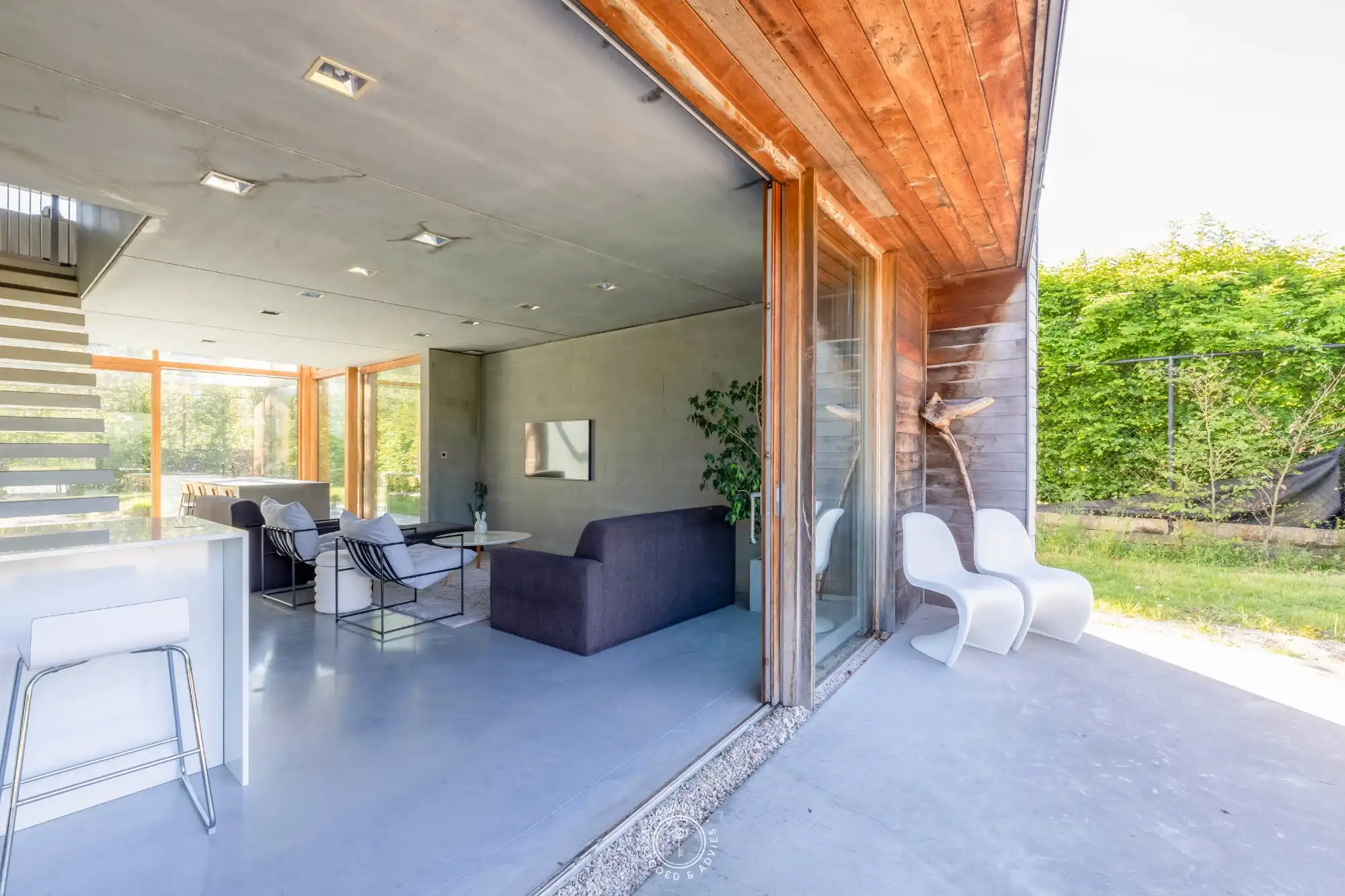 Architecturaal pareltje met praktijkruimte foto 8