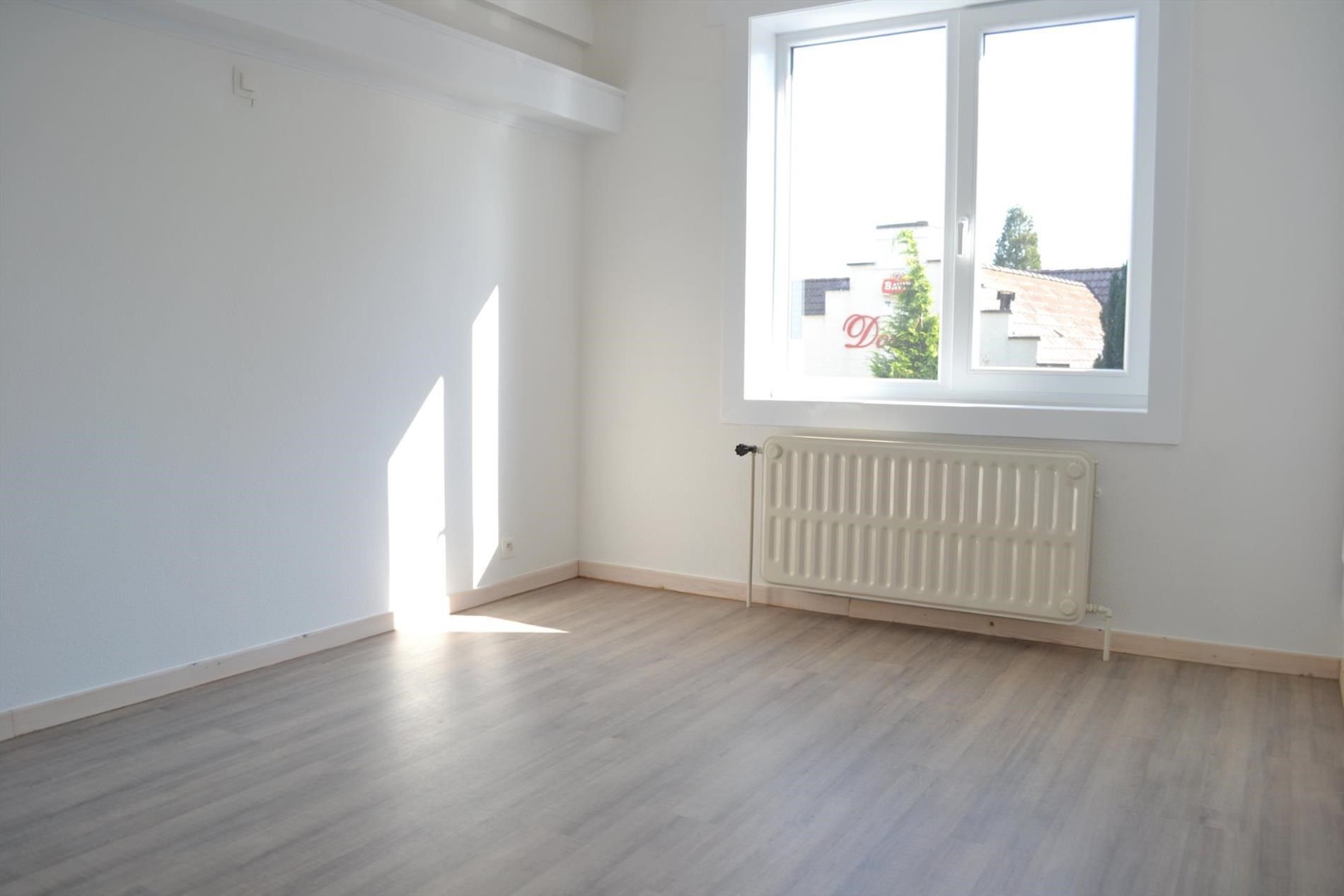 Centraal gelegen 3 slaapkamerappartement met terras foto 10