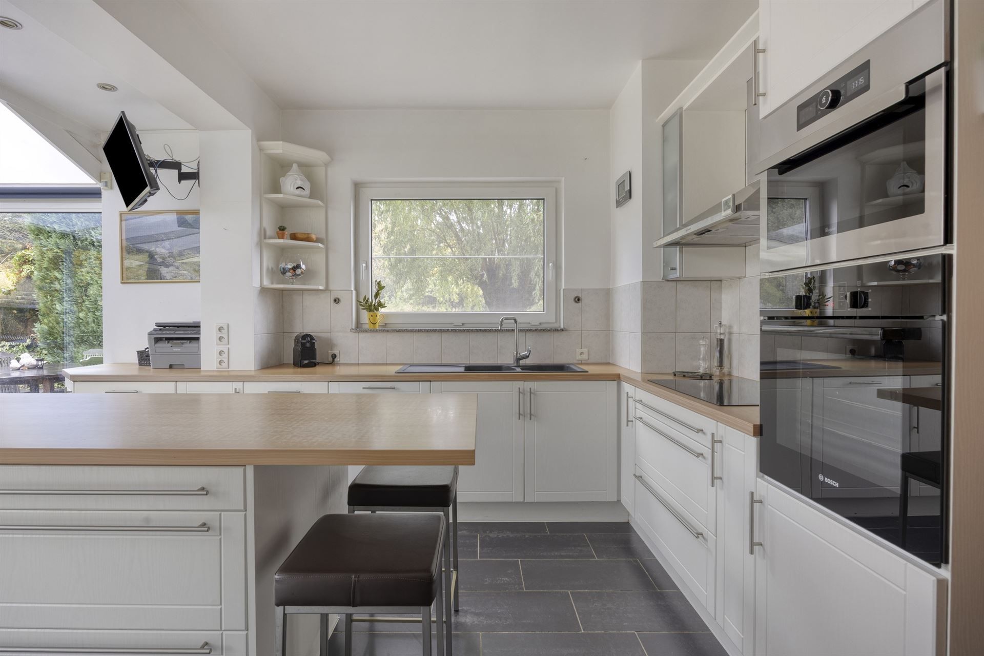 Klassieke villa in rustige omgeving foto 9