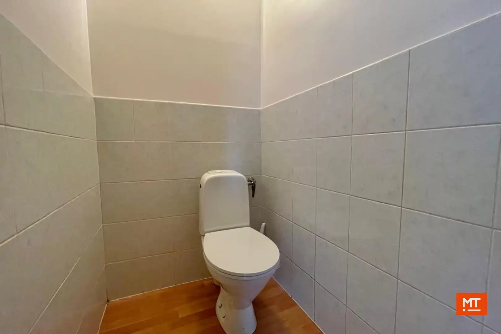 Gelijkvloerse studio te huur foto 6