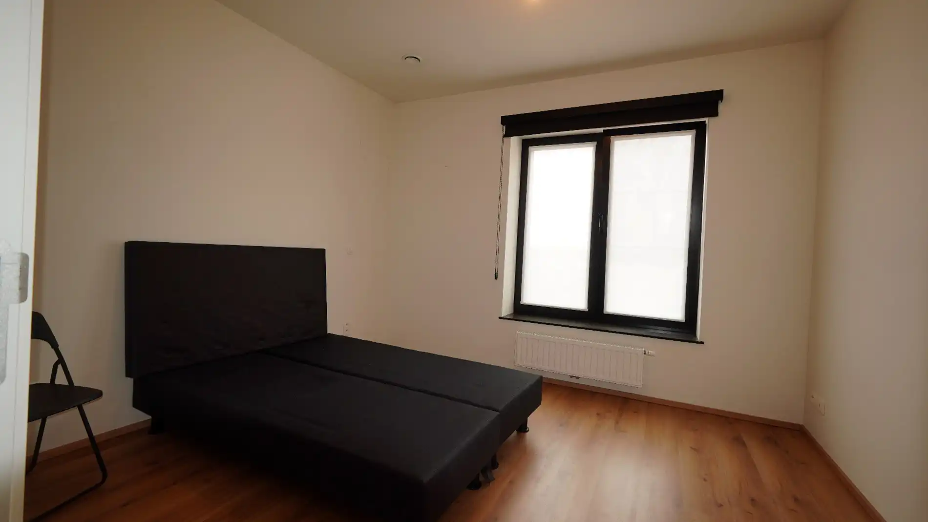 Instapklaar appartement met 2 slaapkamers in Lokeren foto 6