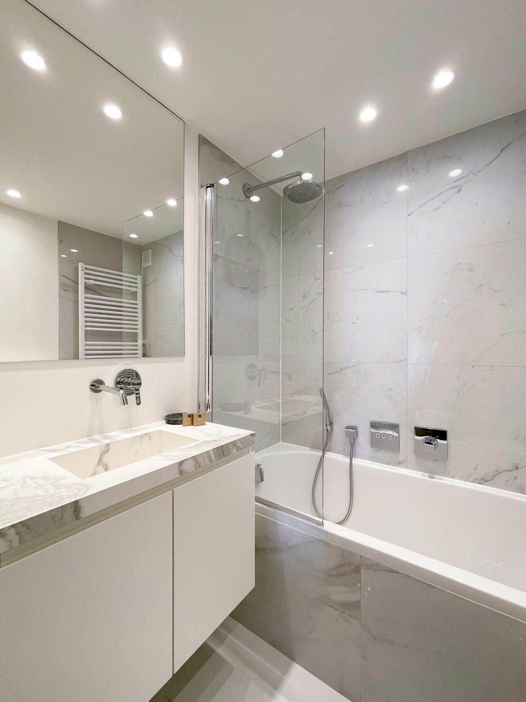 Zonnig en recent gerenoveerd appartement op topligging foto 18