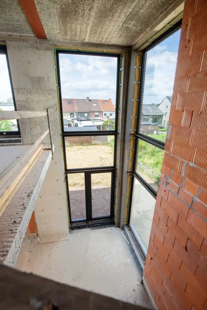 Lichtrijke nieuwbouwwoning met loftgevoel foto 10