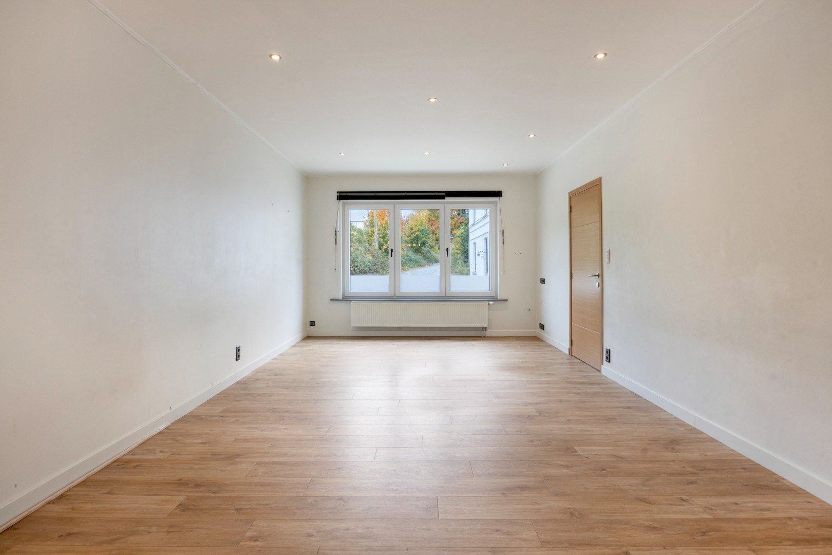 Recent gerenoveerde woning met 3 slaapkamers en prachtige tuin - EPC 141 kWh/m² - bewoonbare oppervlakte 137 m²         foto 6