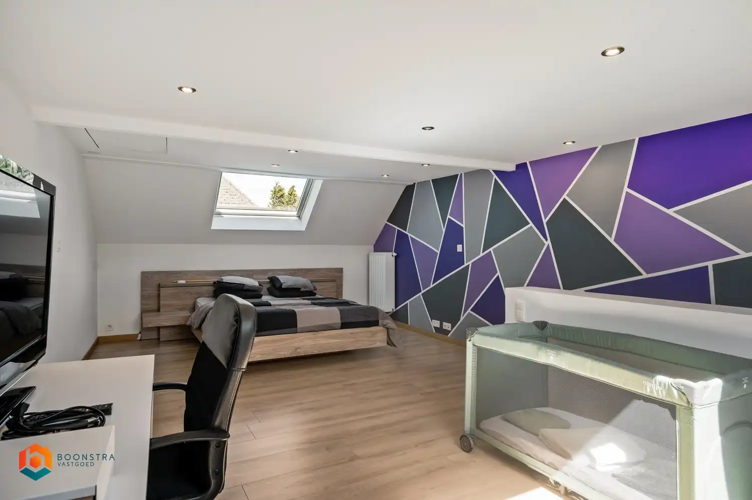 Recent gerenoveerde woning met 1 (mogelijks 2) slpkrs foto 16