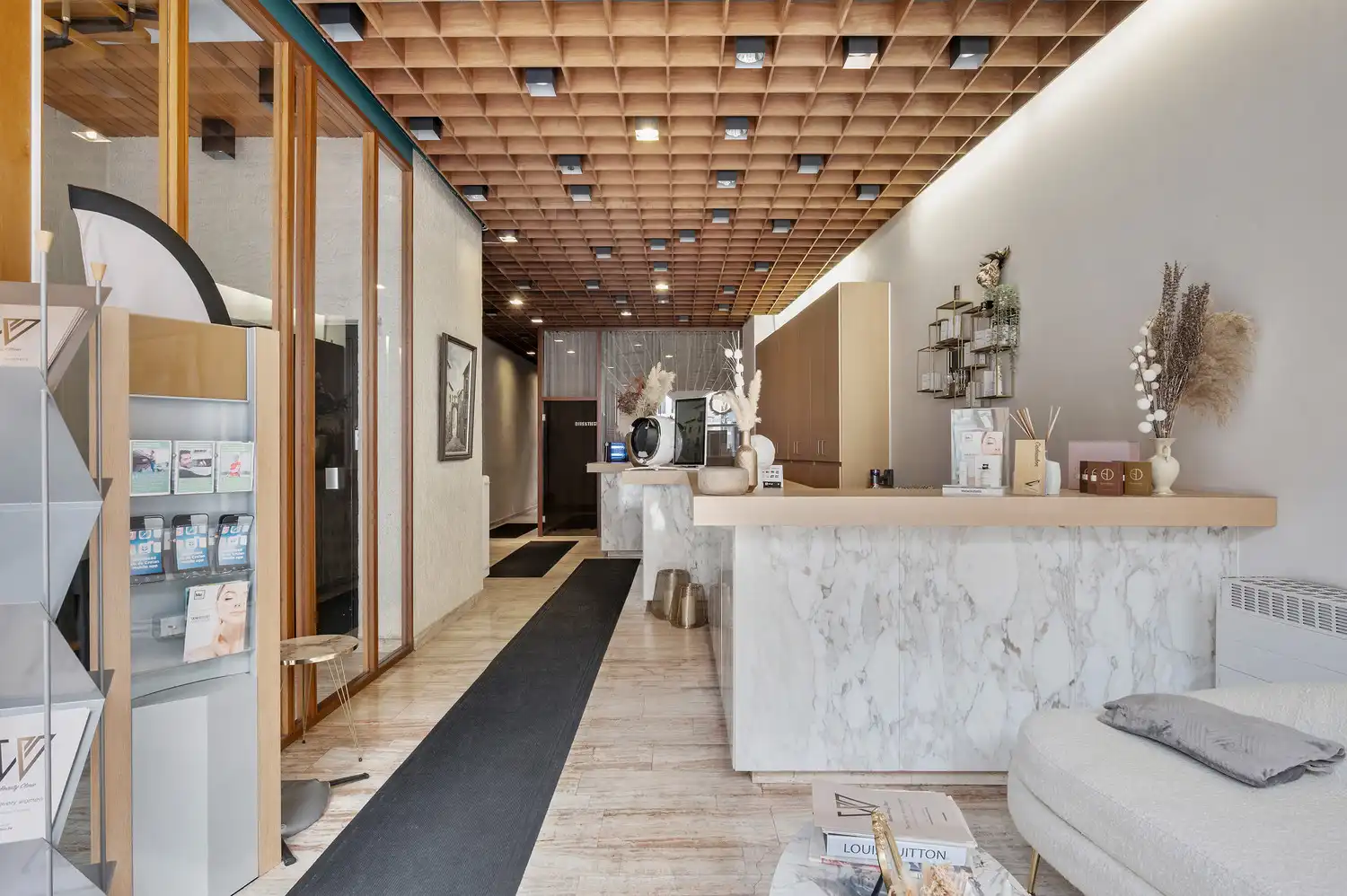 Prachtig appartementsgebouw met 4 appartementen, 1 handelsgelijkvloers en een uiterst gunstige  EPC! foto 3