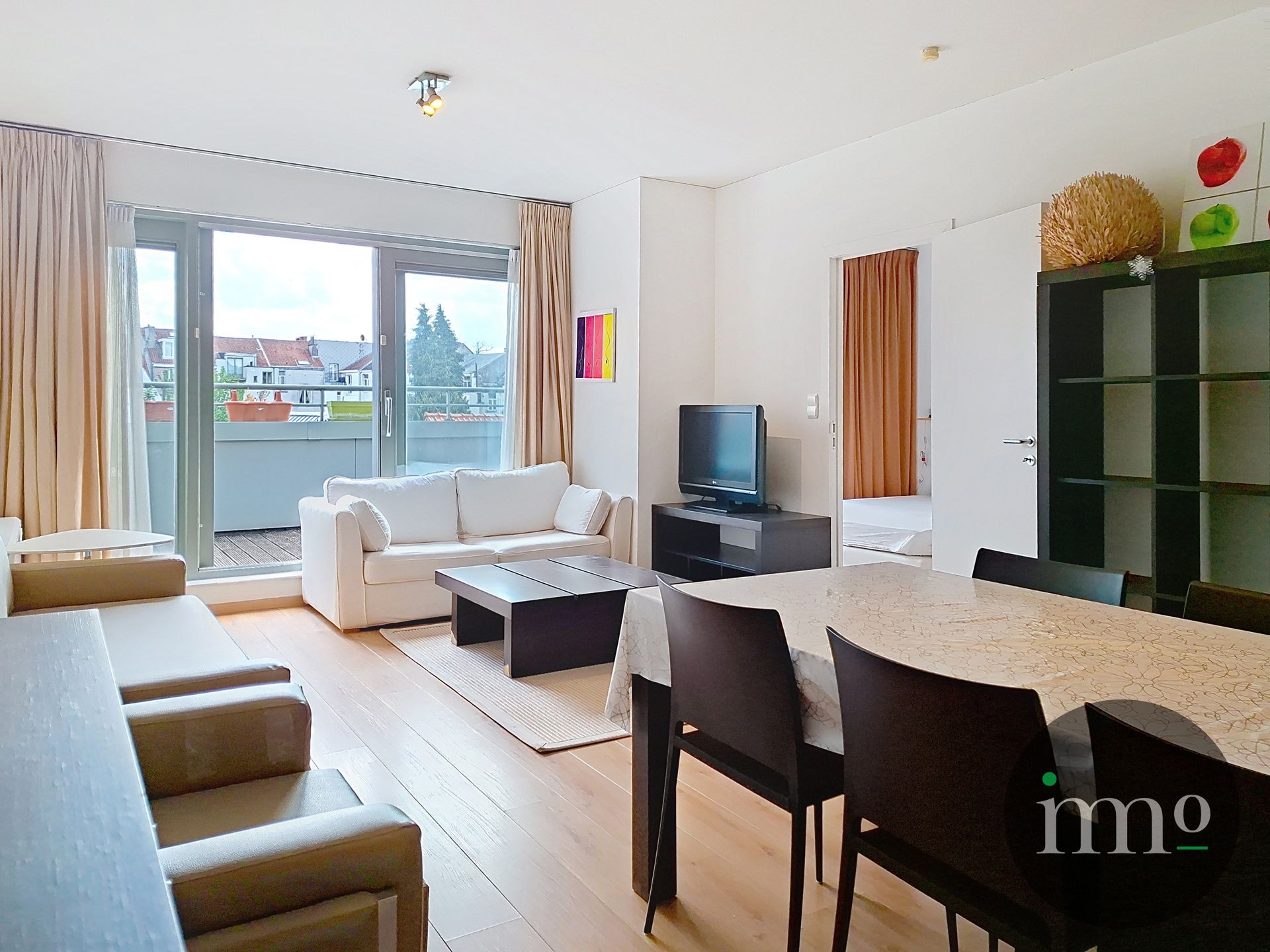 Appartement met uitzicht op het Europees Parlement foto {{pictureIndex}}